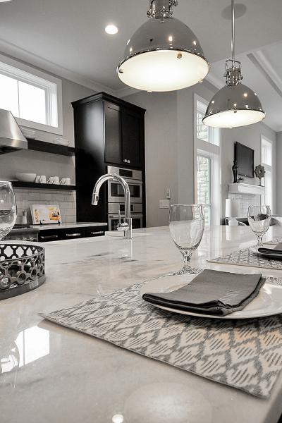 4089 Clairmont Kitchen